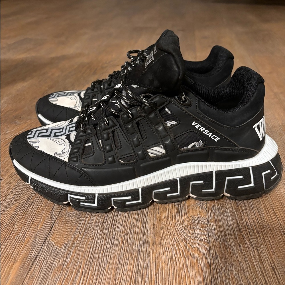 Versace men’s trigrecas
